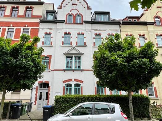 Wohnung zur Miete 263 € 2 Zimmer 44 m² frei ab sofort Rousseaustraße 43 Altenburg 04600