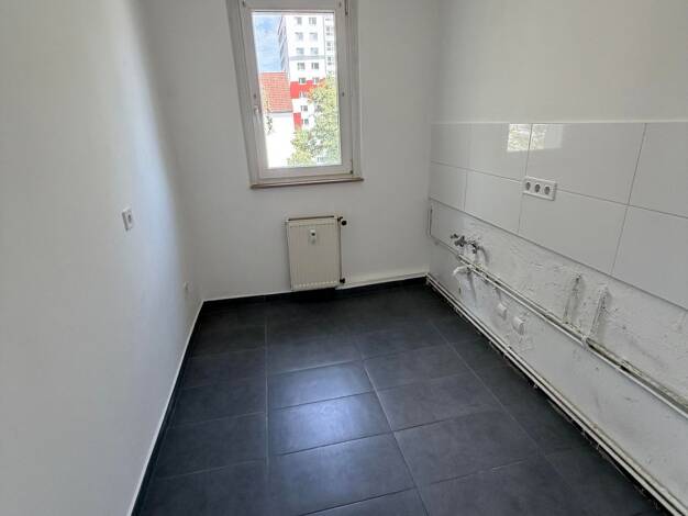 Wohnung zur Miete 557 € 4 Zimmer 69,6 m² Geschoss 3/3 frei ab sofort Bertolt-Brecht-Straße 20 Wolfen Bitterfeld-Wolfen 06766