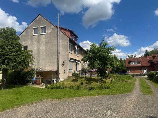 Mehrfamilienhaus zum Kauf 479.000 € 15 Zimmer 280 m² 1.000 m² Grundstück Berenbostel Garbsen 30827