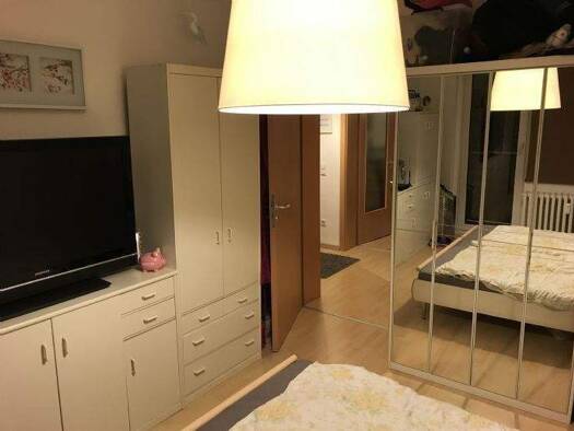 Wohnung zur Miete 300 € 2,5 Zimmer 46 m² 3. Geschoss Uhlandstraße 69 Stadtmitte Oberhausen 46045