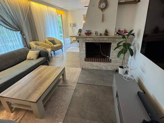 Haus zum Kauf 419.000 € 6 Zimmer 153,5 m² 628 m² Grundstück Unterrieden Altdorf bei Nürnberg 90518