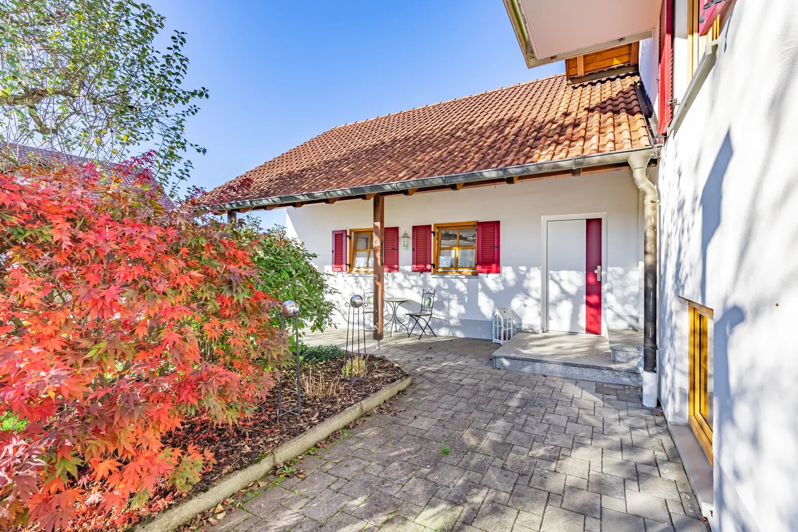 Haus zur Miete 900 € 5 Zimmer 152 m²<br/>Wohnfläche 894 m²<br/>Grundstück Brühlweg 28 Schlegelsberg Erkheim 87746