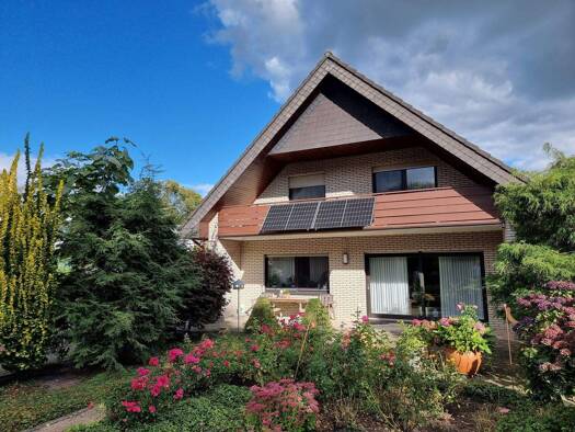 Einfamilienhaus zum Kauf 425.000 € 151 m² 743 m² Grundstück Cloppenburg 49661