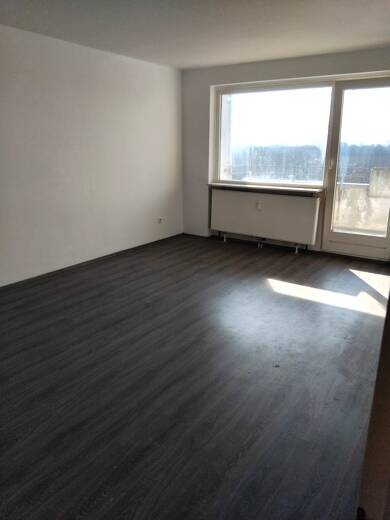 Wohnung zur Miete nur mit Wohnberechtigungsschein 389 € 3 Zimmer 79,6 m² 7. Geschoss frei ab sofort Gartenstraße 164 Neumühl Duisburg 47167