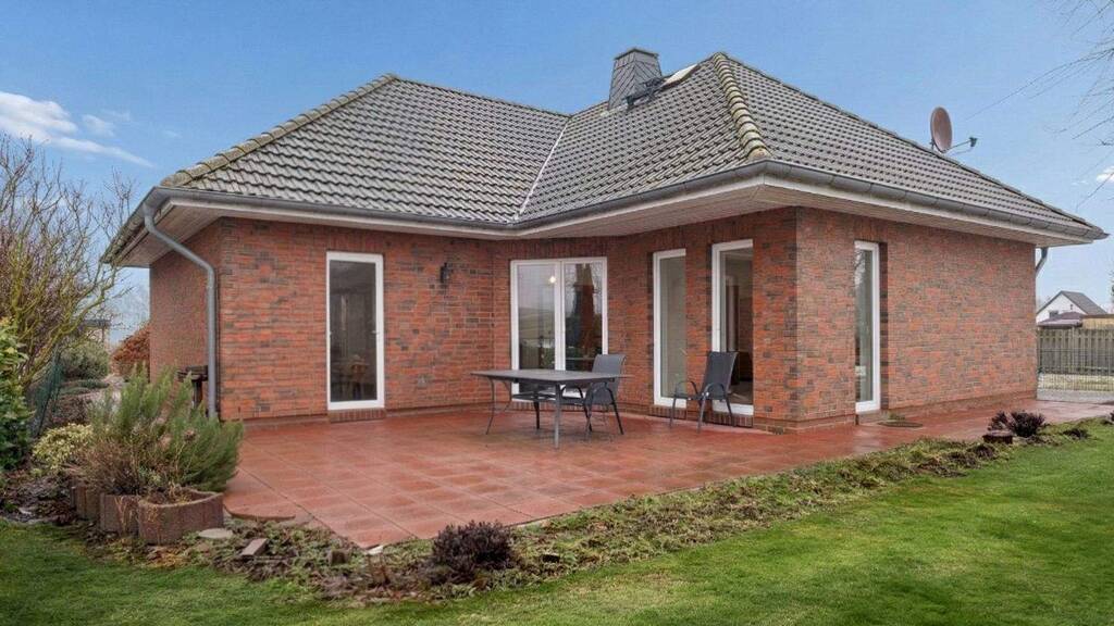 Bungalow zum Kauf 369.000 € 3,5 Zimmer 98 m² 1.506 m² Grundstück Elmenhorst Kalkhorst 23948