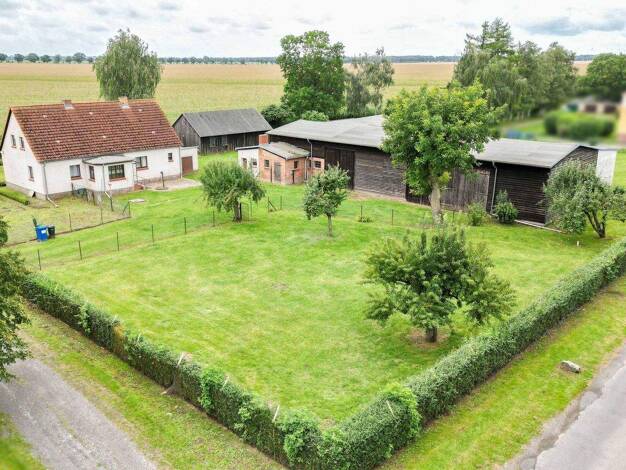 Sonstiges zum Kauf als Kapitalanlage geeignet 215.000 € 5 Zimmer 240 m² 5.356,2 m² Grundstück Zarrenthin Bentzin 17129