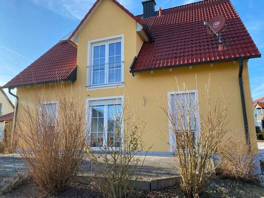 Wohnung zur Miete 720 € 3,5 Zimmer 72 m² frei ab 01.06.2026 Herrieden 91567