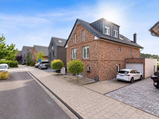 Mehrfamilienhaus zum Kauf 995.000 € 10 Zimmer 261,6 m² 450 m² Grundstück Roggendorf/Thenhoven Köln 50769