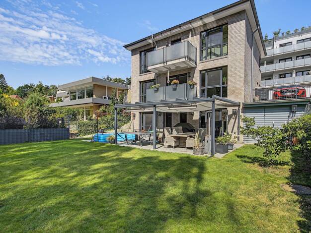 Einfamilienhaus zum Kauf 1.050.000 € 6 Zimmer 204 m² 400 m² Grundstück Bad Schwartau 23611