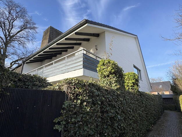 Doppelhaushälfte zum Kauf provisionsfrei 972.000 € 6 Zimmer 176,9 m² 500,5 m² Grundstück Volksdorf Hamburg 22359