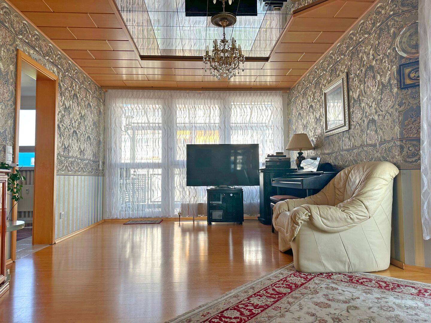 Property thumbnail 6