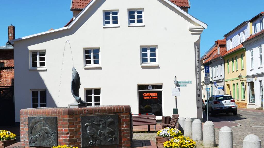 Einzelbüro zur Miete 420 € 2 Zimmer 55 m² Bürofläche Lange Straße 2 Krakow Krakow am See 18292