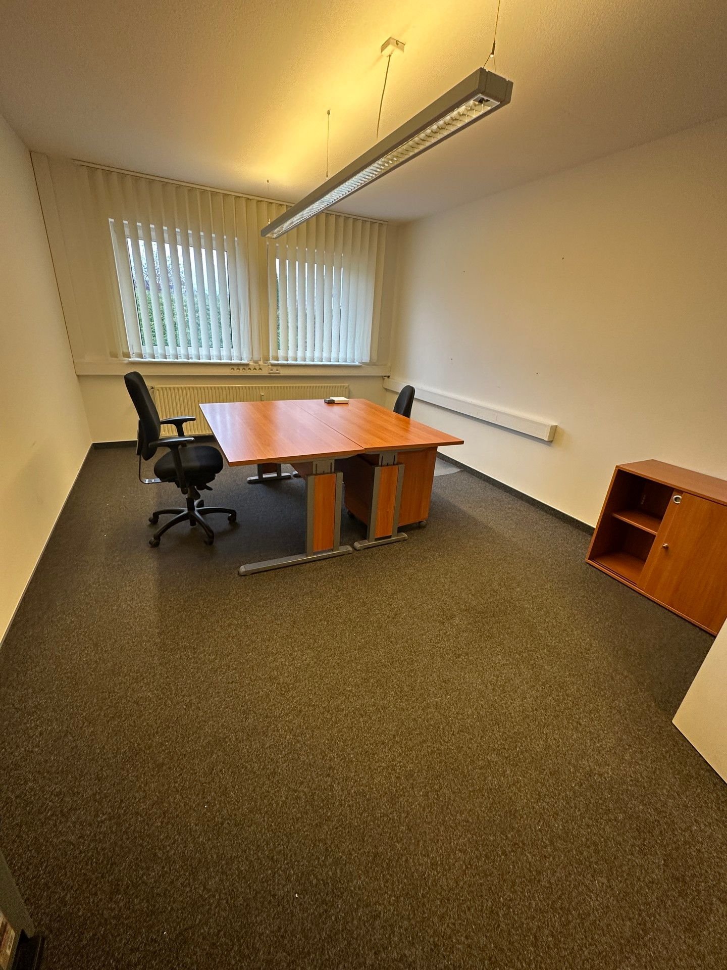 Bürofläche zur Miete 750 € 2,5 Zimmer 80 m²<br/>Bürofläche Bösennördlingen Wörnitz 91637