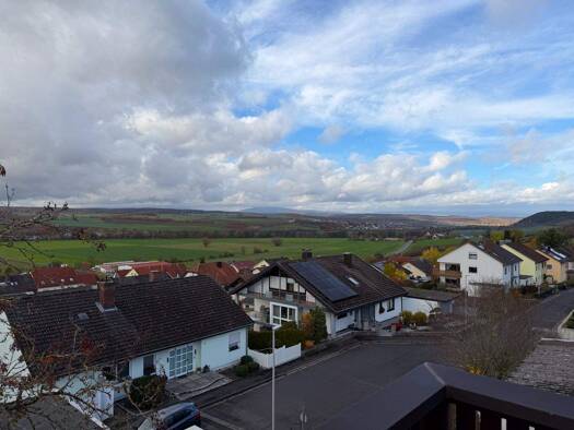 Wohnung zur Miete 455 € 4 Zimmer 63 m² 3 Geschosse frei ab sofort Zentstraße 21 Münnerstadt 97702