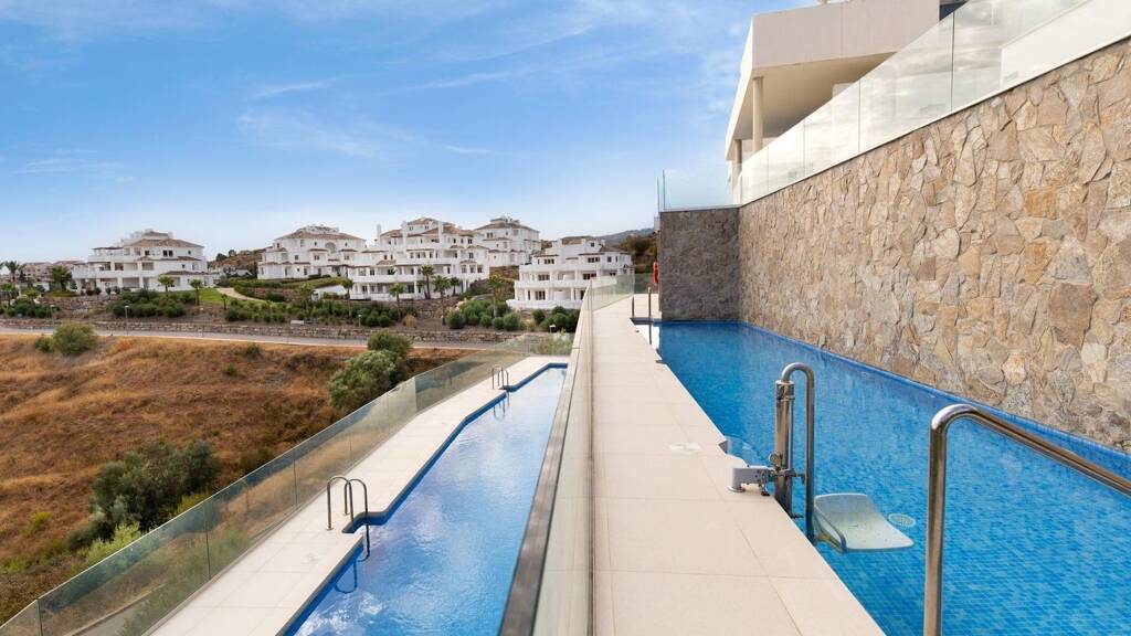 Studio zum Kauf 845.000 € 3 Zimmer 176 m² Nueva Andalucia 29660