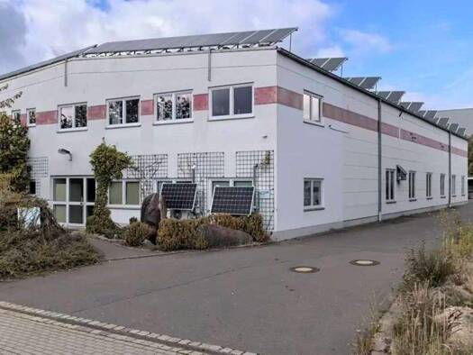 Halle/Industriefläche zum Kauf provisionsfrei 1.400.000 € 1.110 m² Lagerfläche Weiden Weiden in der Oberpfalz 92637