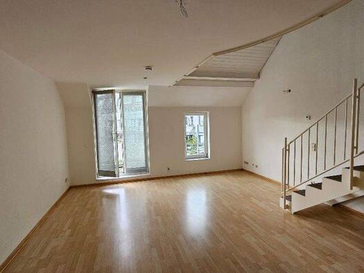 Wohnung zur Miete 950 € 3 Zimmer 135,7 m² 3. Geschoss frei ab sofort Junkerstraße 21 Bad Godesberg Bonn 53177