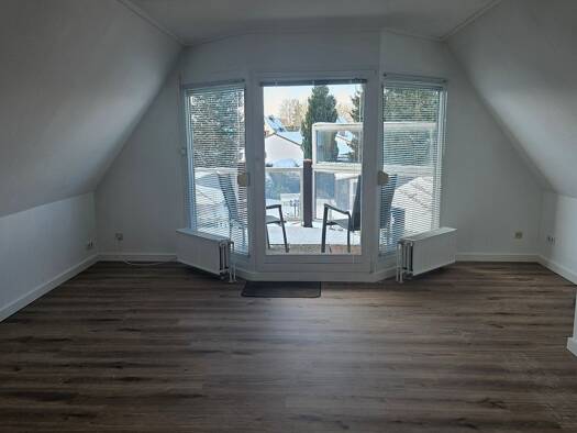 Wohnung zur Miete 670 € 3 Zimmer 75 m² frei ab sofort Quickborn 25451