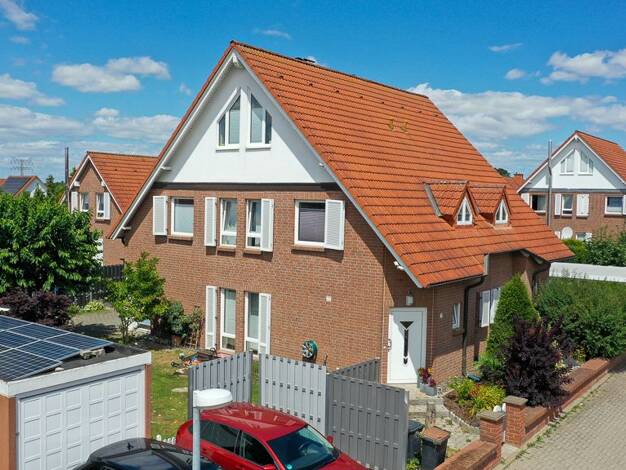 Doppelhaushälfte zum Kauf 286.000 € 5 Zimmer 123,4 m² 328 m² Grundstück frei ab 01.10.2025 Ferdinand-Lentjes-Straße 6 Wellen Hohe Börde 39167