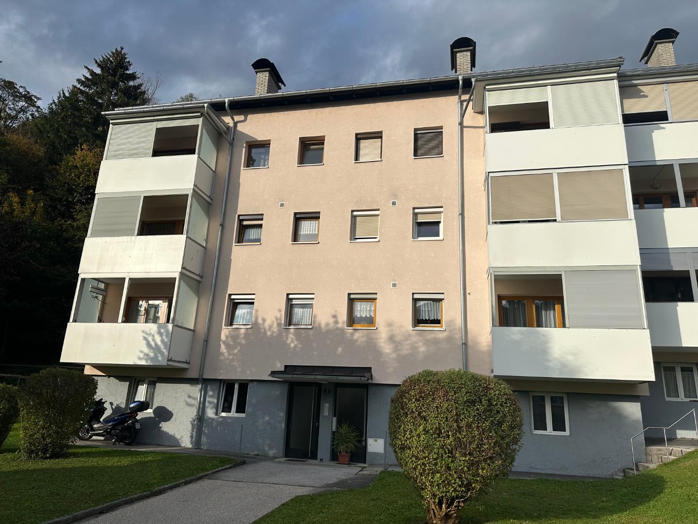 Wohnung zum Kauf 250.000 € 3,5 Zimmer 62,2 m²<br/>Wohnfläche 1.<br/>Geschoss 01.07.2025<br/>Verfügbarkeit Jenbach 6200