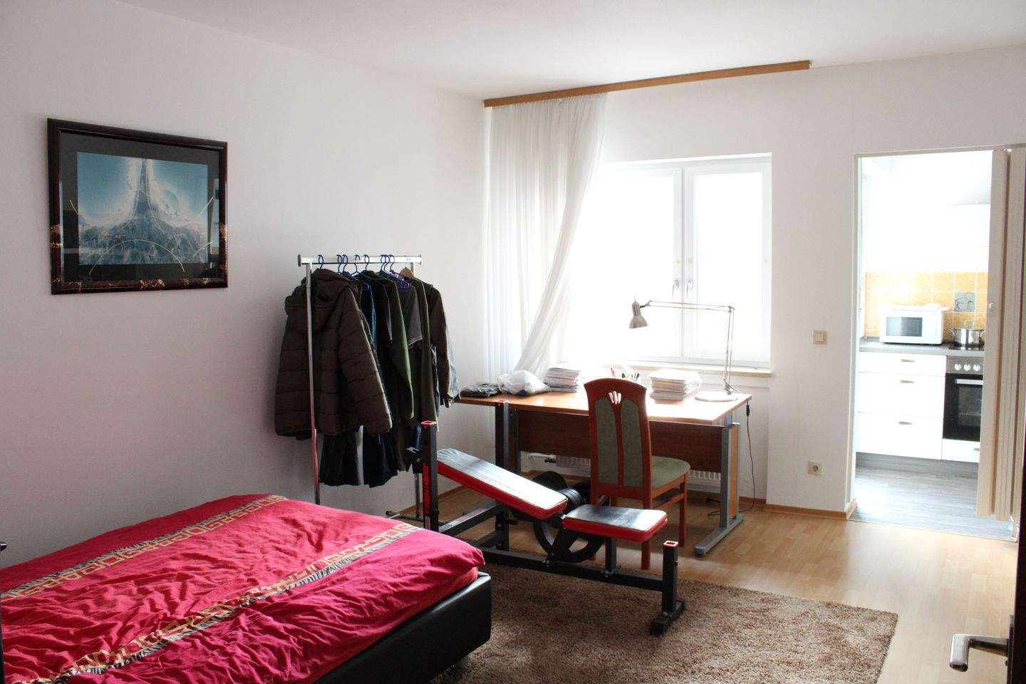 Immobilie in Straubing - Lichtdurchflutete 1-Zimmer-Wohnung mit Parkblick und Balkon - Bild 0