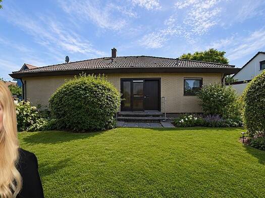 Bungalow zum Kauf 490.000 € 4,5 Zimmer 140 m² 584 m² Grundstück frei ab sofort Hohe Straße 33 Ohmenhausen Reutlingen 72770