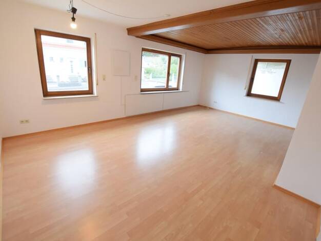 Doppelhaushälfte zum Kauf 248.000 € 5 Zimmer 129 m² 423 m² Grundstück frei ab sofort Meßkirch Meßkirch 88605