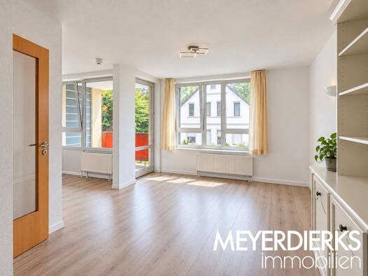 Wohnung zur Miete 605 € 1,5 Zimmer 44,8 m² 1. Geschoss frei ab 15.10.2026 Osternburg Oldenburg 26135