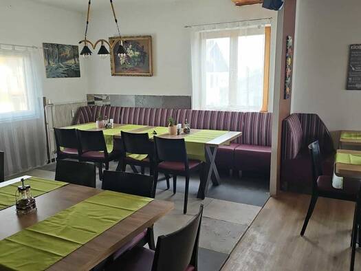 Mehrfamilienhaus zum Kauf als Kapitalanlage geeignet 700.000 € 441 m² 477 m² Grundstück Bernbeuren 86975