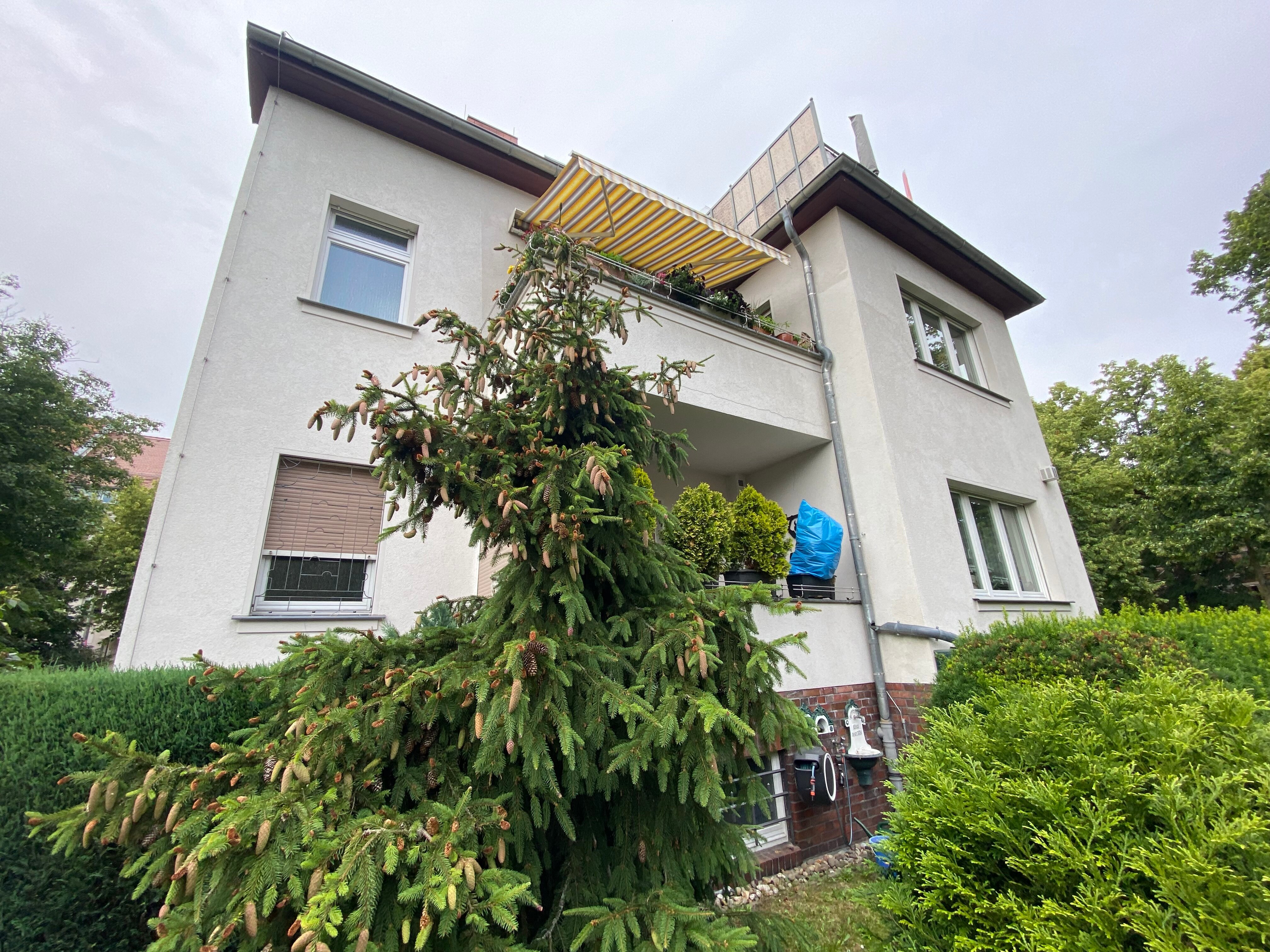 Mehrfamilienhaus zum Kauf als Kapitalanlage geeignet 999.999,99 € 17 Zimmer 314 m²<br/>Wohnfläche 510 m²<br/>Grundstück Kommandant-Prendel-Allee 87 Stötteritz Leipzig 04299