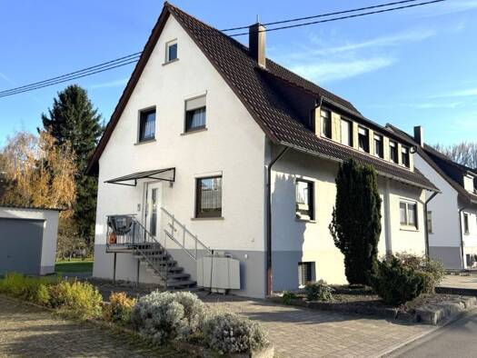 Wohnung zum Kauf 195.000 € 3,5 Zimmer 70 m² 1. Geschoss Neckartenzlingen 72654