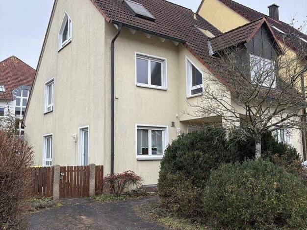 Reihenendhaus zum Kauf provisionsfrei 680.000 € 6 Zimmer 137 m² 304 m² Grundstück Unterasbach Oberasbach 90522