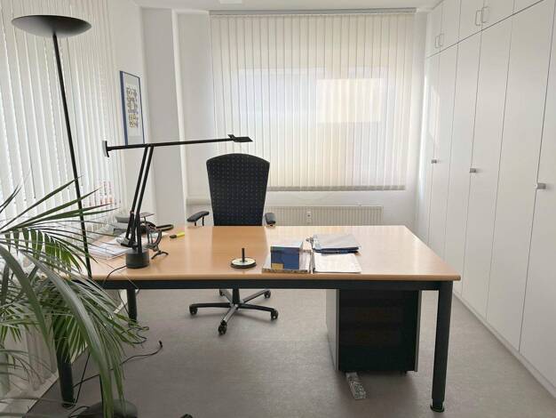 Bürofläche zur Miete 900 € 90 m² Bürofläche Berkheim Esslingen 73734