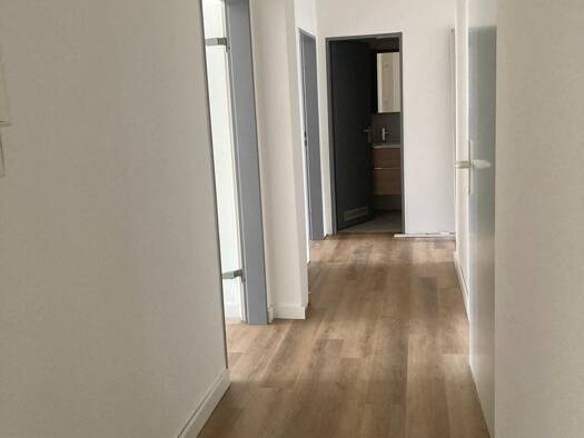 Wohnung zur Miete 850 € 3 Zimmer 87 m² 3. Geschoss frei ab sofort Weststadt Pforzheim 75172