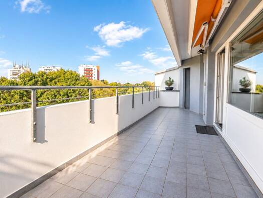 Wohnung zum Kauf 132.500 € 2 Zimmer 69,6 m² Buxtehude Buxtehude 21614
