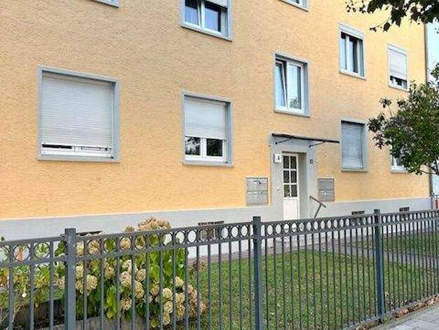 Wohnung zum Kauf provisionsfrei 250.000 € 4 Zimmer 76,3 m² 1. Geschoss Schleussnerstraße 4 Bad Homburg 61348