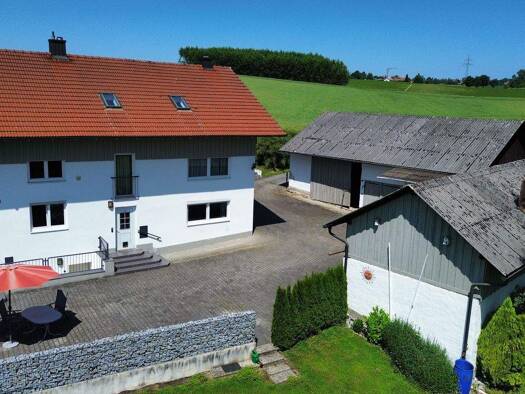Mehrfamilienhaus zum Kauf 490.000 € 7 Zimmer 200 m² 9.000 m² Grundstück Sollasöd Vilshofen an der Donau 94474
