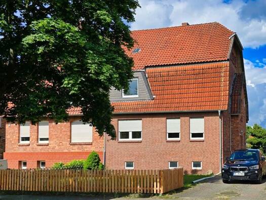 Doppelhaushälfte zum Kauf 125.000 € 5 Zimmer 132 m² 618 m² Grundstück Kolonie Wathlingen 29339
