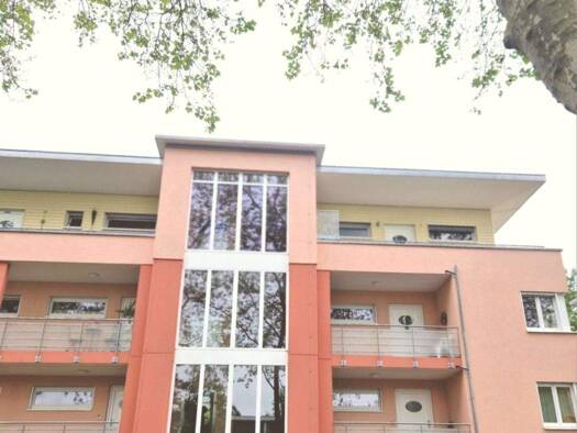 Penthouse zur Miete 1.020 € 2 Zimmer 80,7 m² 3. Geschoss frei ab 01.02.2026 Badstr. 1/2 Bad Bellingen 79415