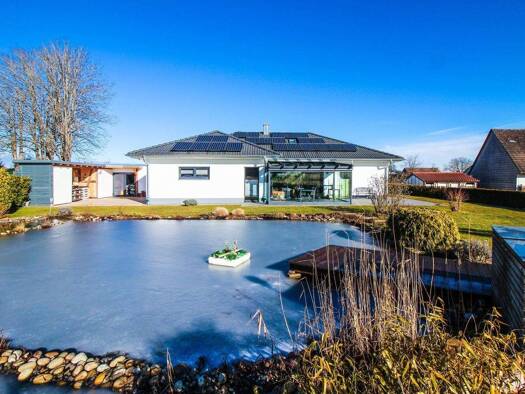 Bungalow zum Kauf 930.000 € 4 Zimmer 183 m² 1.374 m² Grundstück Mariazell Eschbronn 78664