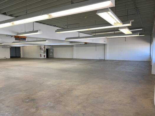 Lagerhalle zur Miete 7.990 € 1.175 m² Lagerfläche Barsbüttel 22885