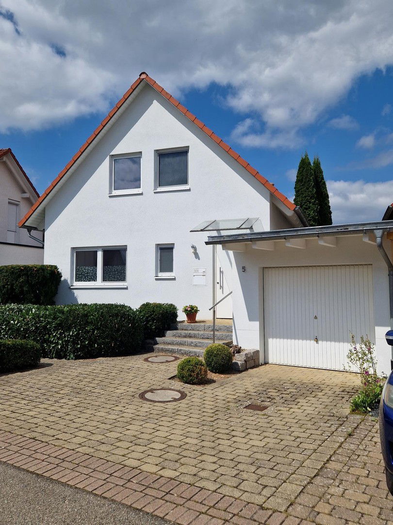 Einfamilienhaus zum Kauf provisionsfrei 545.000 € 4 Zimmer 137 m²<br/>Wohnfläche 375 m²<br/>Grundstück Altensteig Altensteig 72213