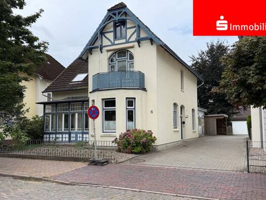 Villa zum Kauf 419.000 € 7 Zimmer 170,8 m² 675 m² Grundstück frei ab sofort Heide Heide 25746