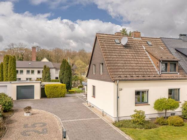 Doppelhaushälfte zum Kauf 469.000 € 4 Zimmer 94 m² 877 m² Grundstück Oespel Dortmund 44149