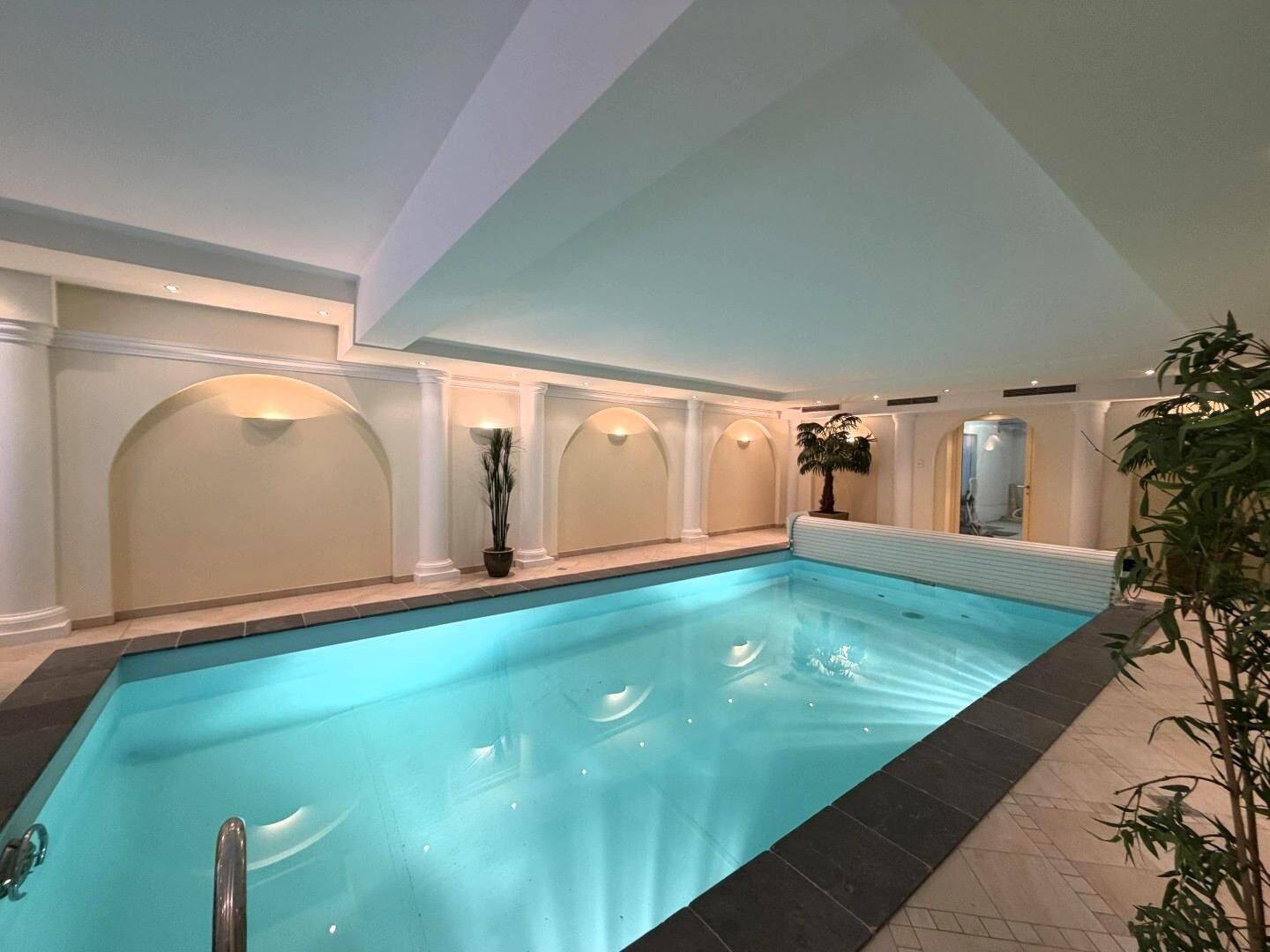 Casa, 410 m²