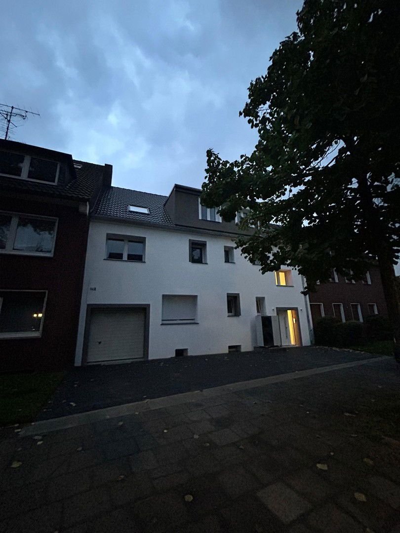 Wohnung zur Miete 900 € 3 Zimmer 80 m²<br/>Wohnfläche 2.<br/>Geschoss Röttgersbach Duisburg 47169