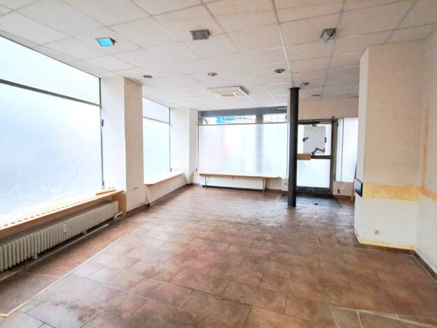 Laden zur Miete 1.450 € 2 Zimmer 95,9 m² Verkaufsfläche Innenstadt Aschaffenburg 63739
