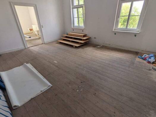 Wohnung zum Kauf 155.000 € 4 Zimmer 180 m² frei ab sofort Bützow Bützow 18246