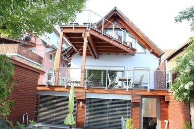 Mehrfamilienhaus zum Kauf provisionsfrei 1.200.000 € 9,5 Zimmer 260 m² 384 m² Grundstück frei ab sofort Hauptstr. 15 Hagnau am Bodensee 88709