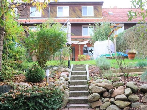 Reihenmittelhaus zur Miete 1.950 € 5,5 Zimmer 135 m² 320 m² Grundstück frei ab 01.03.2026 Elly-Heuss-Knapp Ring Bergedorf Hamburg 21035